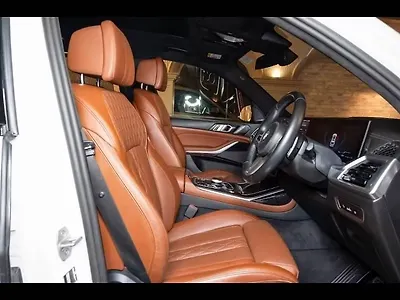 2025 BMW X7 xDrive40i M Sport