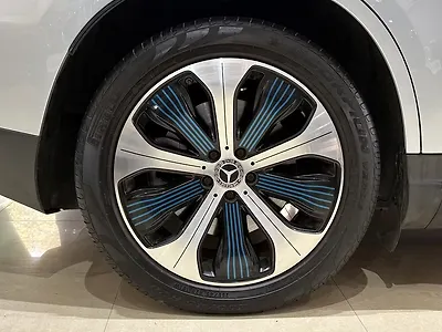2021 Mercedes-Benz EQC 400 4MATIC