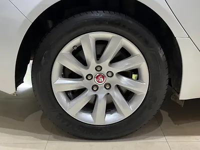 2021 Jaguar XF 2.0 Prestige Petrol
