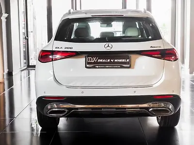 2025 Mercedes-Benz GLC 300 4MATIC