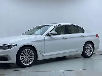 2018 BMW 5-Series 520d Luxury Line [2017-2019] 1