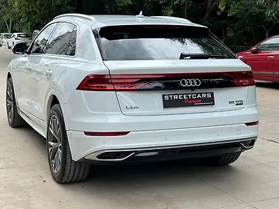 2022 Audi Q8 55 TFSI quattro