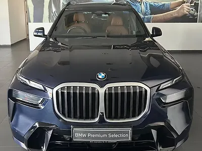 2025 BMW X7 xDrive40i M Sport 1