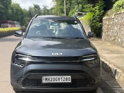 2024 किआ कारेन्स एक्स लाइन 1.5 डीज़ल एटी 6 सीटर 1