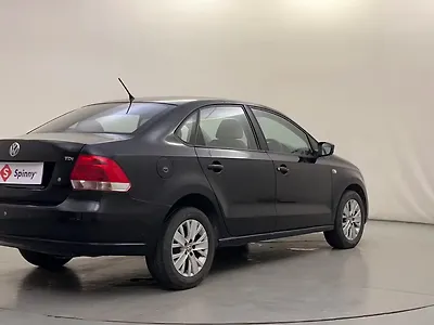 2015 Volkswagen Vento Highline Diesel AT