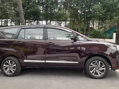 2021 Toyota Innova Crysta GX 2.4 AT 8 STR