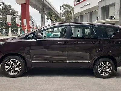 2021 Toyota Innova Crysta GX 2.4 AT 8 STR