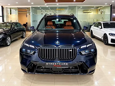 2023 BMW X7 xDrive40i M Sport