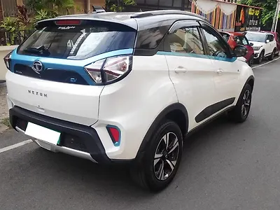 2023 Tata Nexon EV Prime XZ Plus LUX