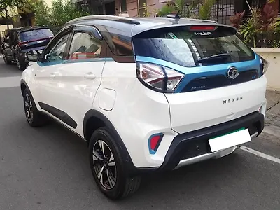 2023 Tata Nexon EV Prime XZ Plus LUX