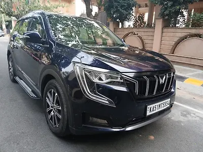 2022 Mahindra Old Generation XUV700 AX7 Luxury Pack 2WD Diesel 2.2L Turbo Automatic 7 STR