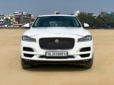 2019 Jaguar F-Pace Prestige 1