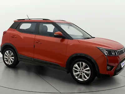 2019 महिंद्रा XUV300 W8 1.2 पेट्रोल [2019] 1