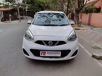 2014 निसान माइक्रा XV CVT [2013-2017] 1