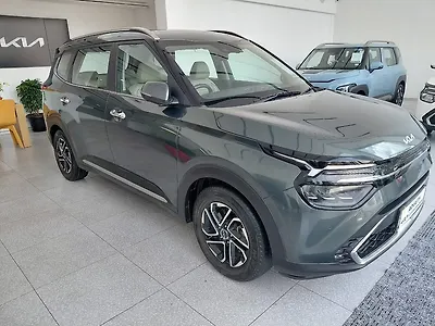 2024 Kia Carens Luxury Plus 1.5 Diesel MT 7 STR