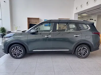 2024 Kia Carens Luxury Plus 1.5 Diesel MT 7 STR