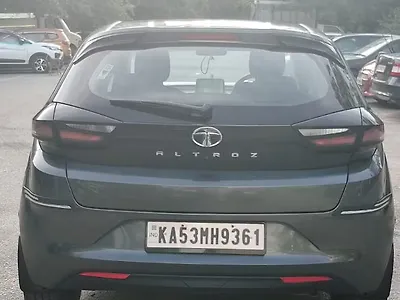 2021 Tata Altroz XZ Petrol