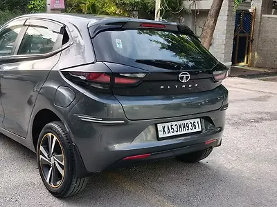2021 Tata Altroz XZ Petrol