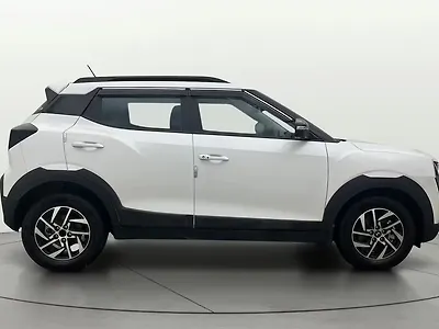 2025 Mahindra XUV 3XO AX5L Petrol 1.2L Turbo Automatic (TC)