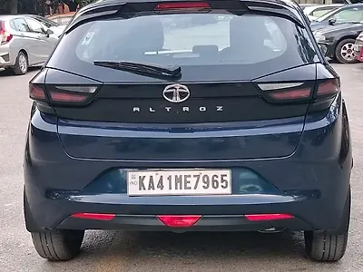 2023 Tata Altroz XZ Plus (S)