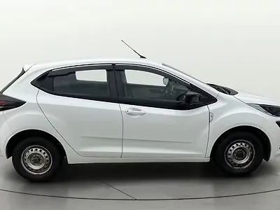 2022 Tata Altroz XE Petrol