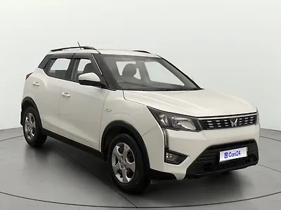2023 महिंद्रा XUV300 w6 1.2 पेट्रोल 1