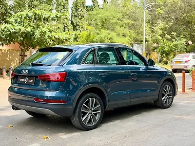 2018 Audi Q3 35 TDI quattro Premium Plus
