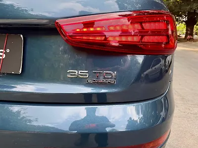 2018 Audi Q3 35 TDI quattro Premium Plus