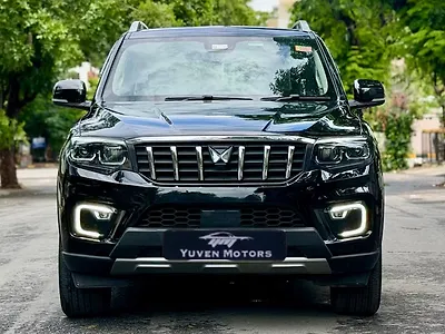 2025 Mahindra Scorpio N Z8 Diesel AT 4WD 7 STR [2022] 1
