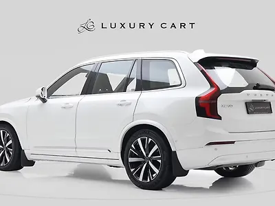 2026 Volvo XC90 B5 Ultra