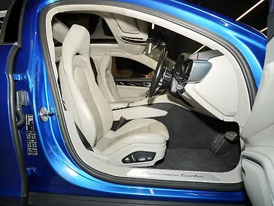 2018 Porsche Panamera Turbo