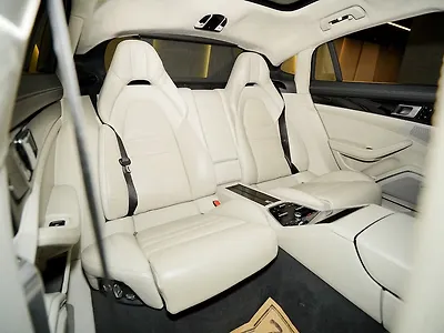 2018 Porsche Panamera Turbo