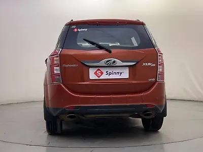 2015 Mahindra XUV500 W10