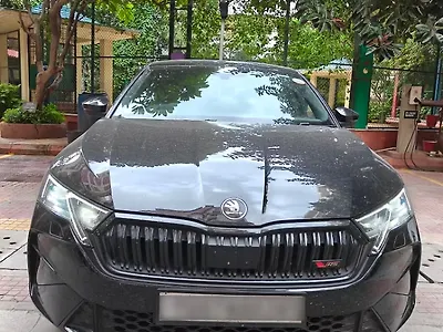 2025 स्कोडा ऑक्टाविया आरएस 2.0 TSI Petrol Turbo Automatic 1 2025 स्कोडा ऑक्टाविया आरएस 2.0 TSI Petrol Turbo Automatic 1