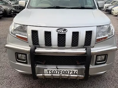 2017 Mahindra TUV300 T8 AMT 1