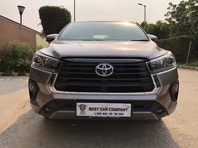 2022 Toyota Innova Crysta ZX 2.4 7 STR 1