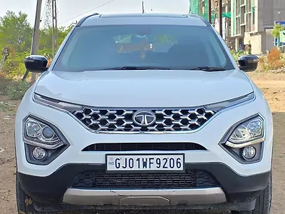2022 Tata Safari XT Plus Dark Edition 1 2022 Tata Safari XT Plus Dark Edition 1