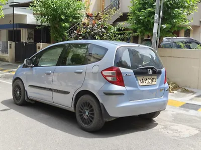 2009 Honda New Jazz V