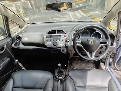 2009 Honda New Jazz V