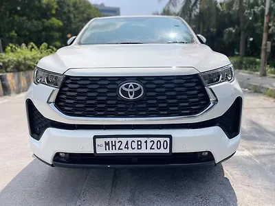 2025 Toyota Innova Hycross VX (O) Hybrid (Electric + Petrol) Automatic (e-CVT) 8 STR 1