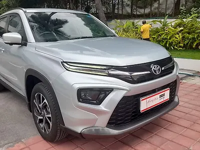 2025 Toyota Urban Cruiser Hyryder V AT NeoDrive