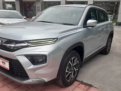 2025 Toyota Urban Cruiser Hyryder V AT NeoDrive