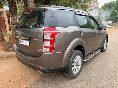 2017 Mahindra XUV500 W10 AT 1 2017 Mahindra XUV500 W10 AT 1