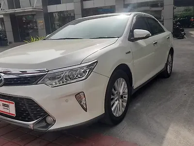 2015 Toyota Camry Hybrid