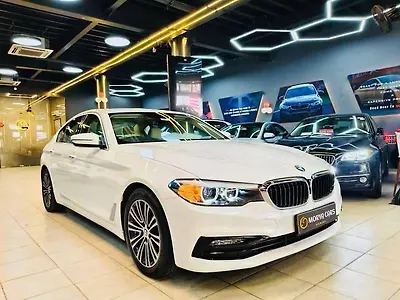 2018 BMW 5-Series 530i Sport Line 1