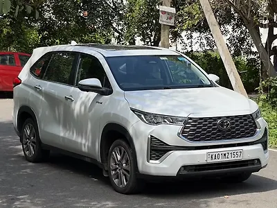 2023 Toyota Innova Hycross ZX (O) Hybrid (Electric + Petrol) Automatic (e-CVT) 7 STR