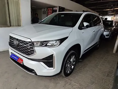 2025 Toyota Innova Hycross ZX (O) Hybrid (Electric + Petrol) Automatic (e-CVT) 7 STR