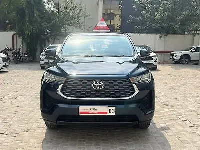2023 Toyota Innova Hycross VX Hybrid (Electric + Petrol) Automatic (e-CVT) 7 STR 1