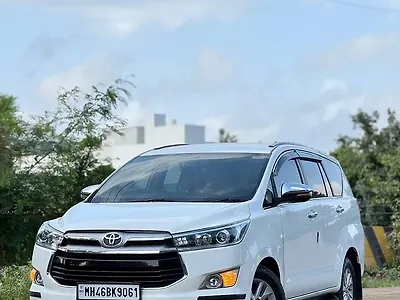 2019 Toyota Innova Crysta 2.4 V Diesel 1 2019 Toyota Innova Crysta 2.4 V Diesel 1
