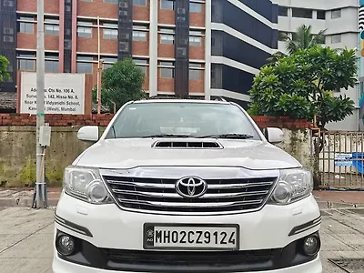 2013 Toyota Fortuner 3.0 4x2 AT 1 2013 Toyota Fortuner 3.0 4x2 AT 1